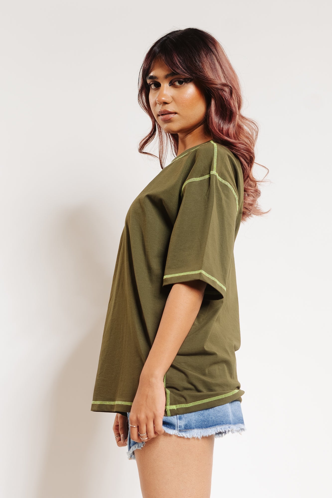 OLIVE TOPSTITCHED OVERSIZED TEES