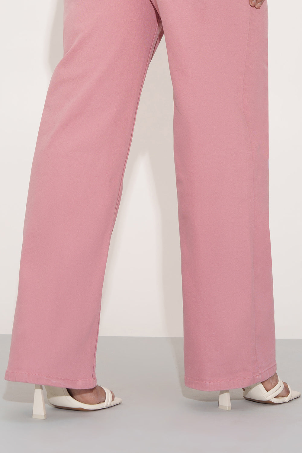 Wistful Rose Curve Straight Fit Jeans