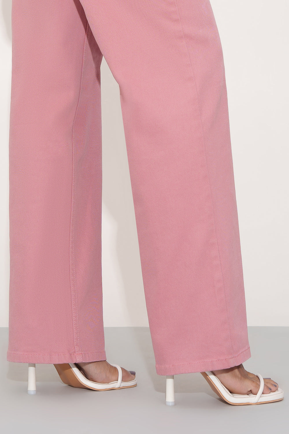 Wistful Rose Curve Straight Fit Jeans