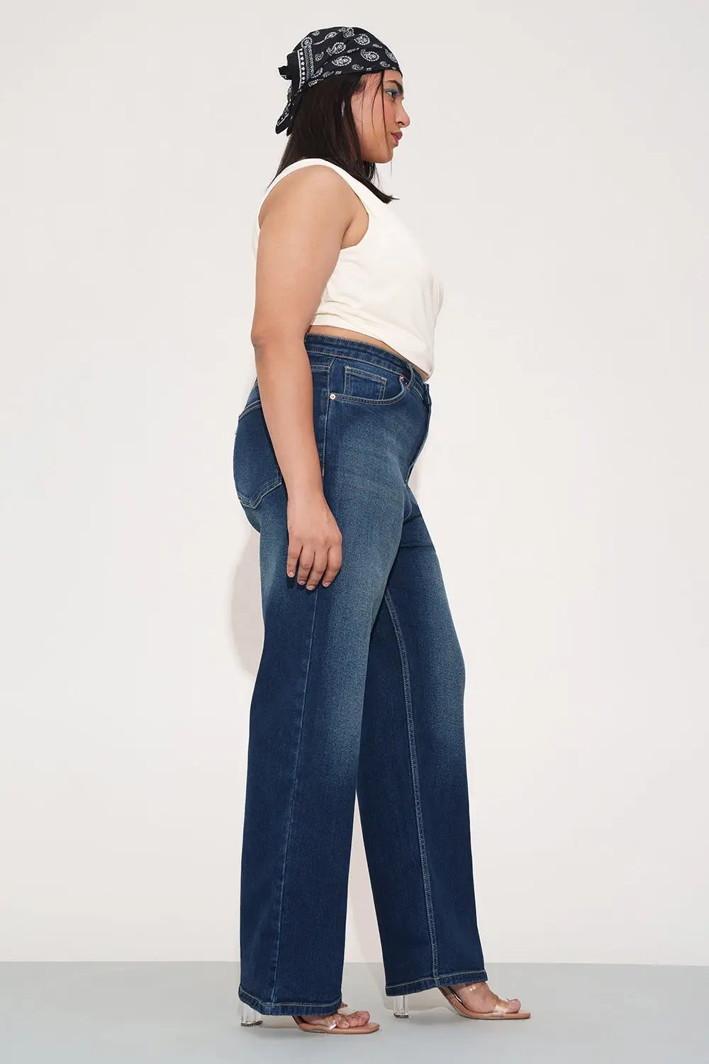 Stellar Fade Curve Straight Fit Jeans