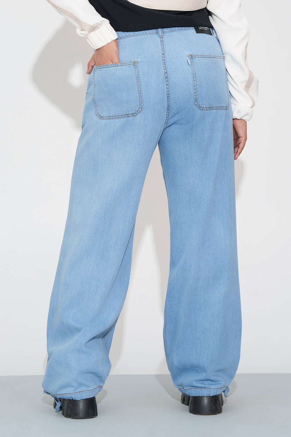 Breeze Blue Curve Denim Korean Pants