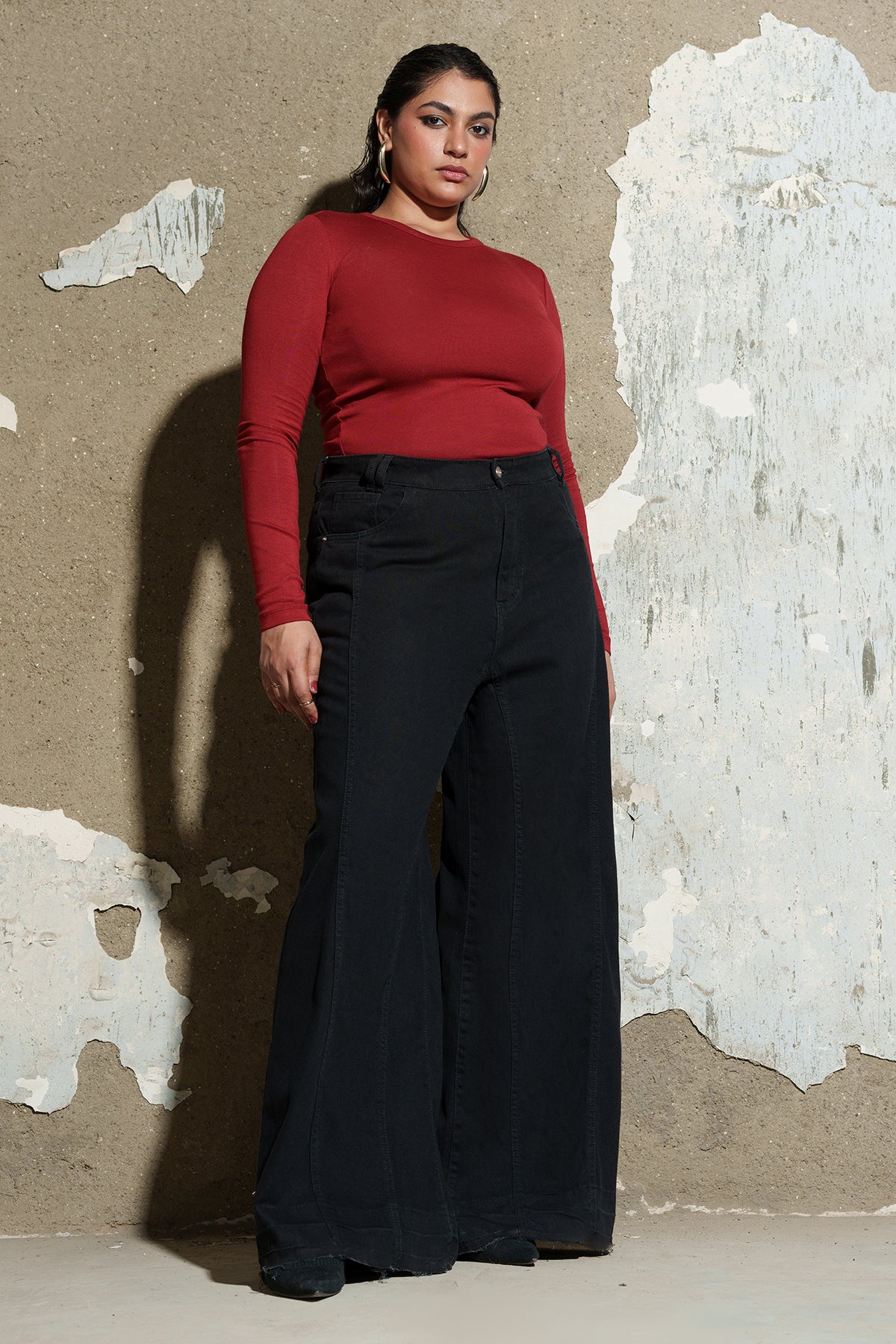 Bold Black Curve Denim Flared Korean Pants