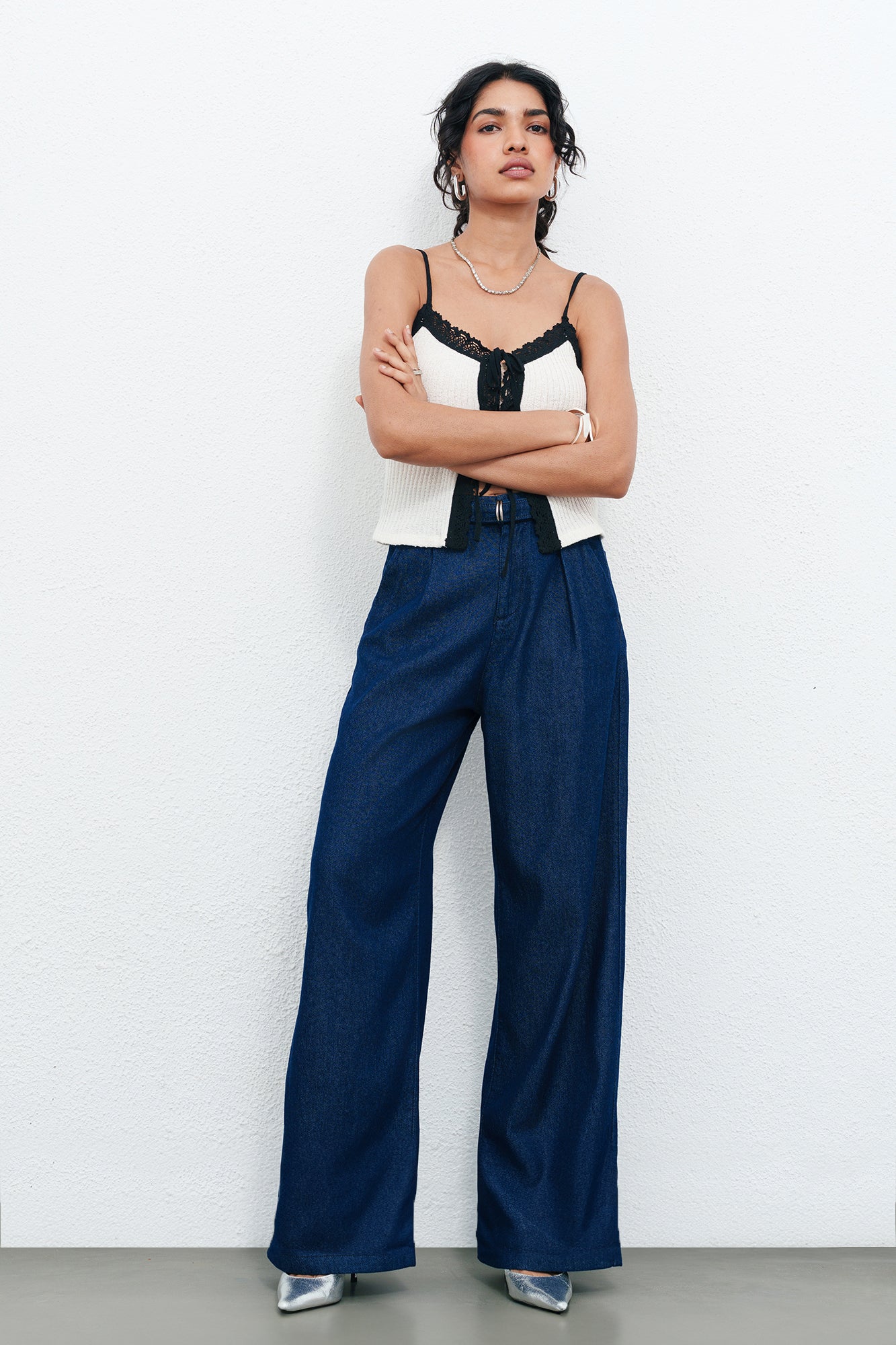 Formal Indigo Belted Women's Straight Jeans
