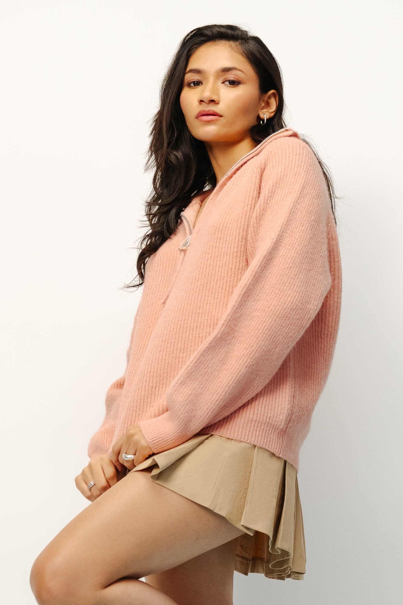 PEACH FRONT ZIP SWEATER