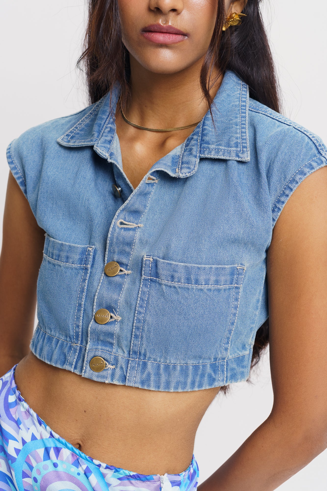 10 Outfit Ideas That Will Change the Way You Look at Jean Jackets