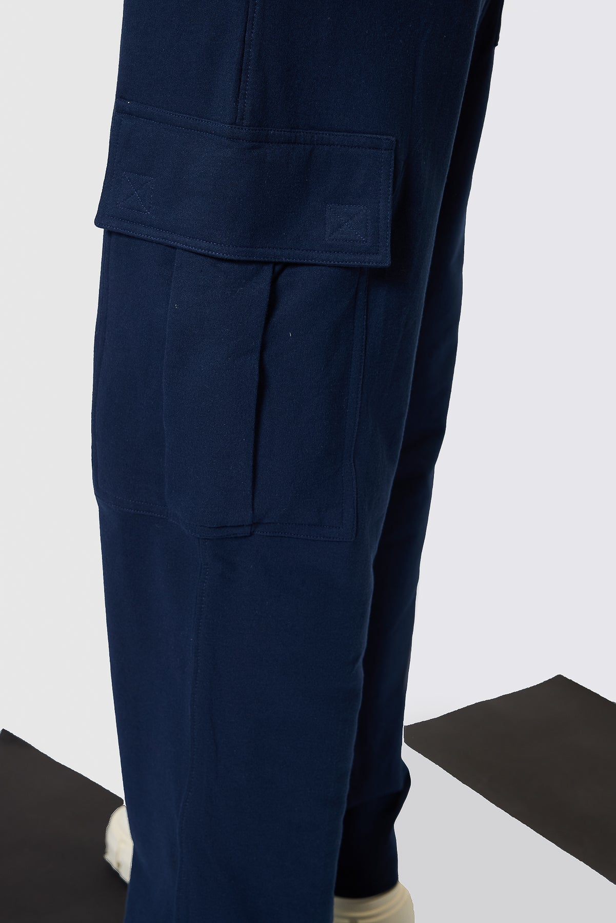 Relaxed Fit Cotton Knitted Men's Jogger Cargos - Navy