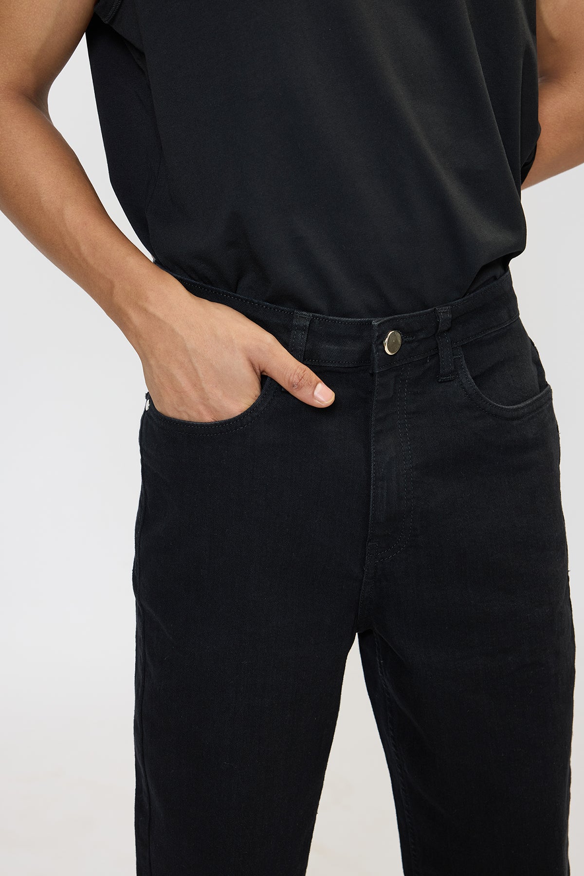 Tapered Regular Black Men's Jeans