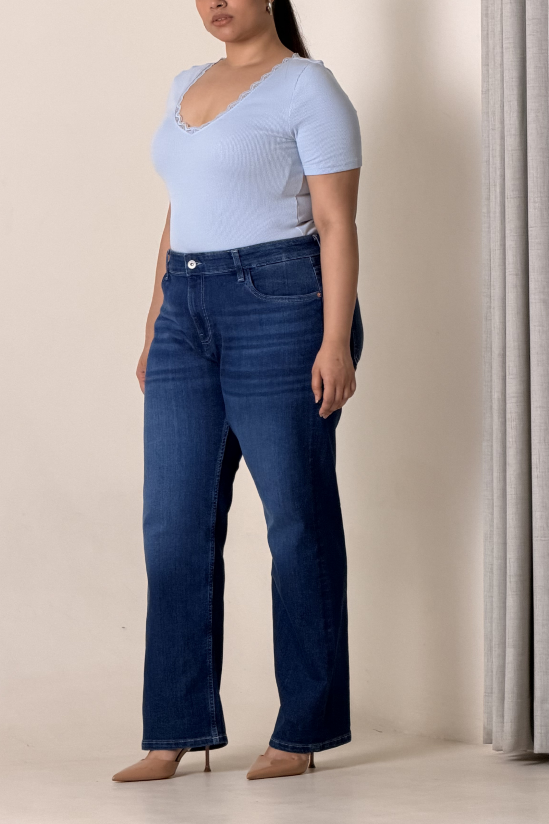 90's Basic Straight Jeans