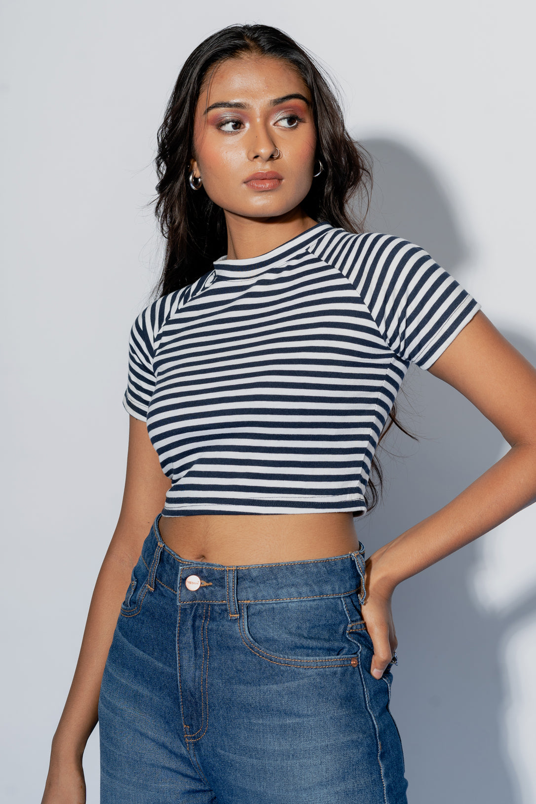 STRIPPED FITTED CROP TOP
