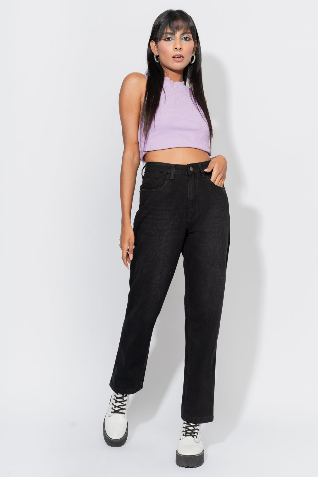 CHARCOAL WHISKERED MOM JEANS
