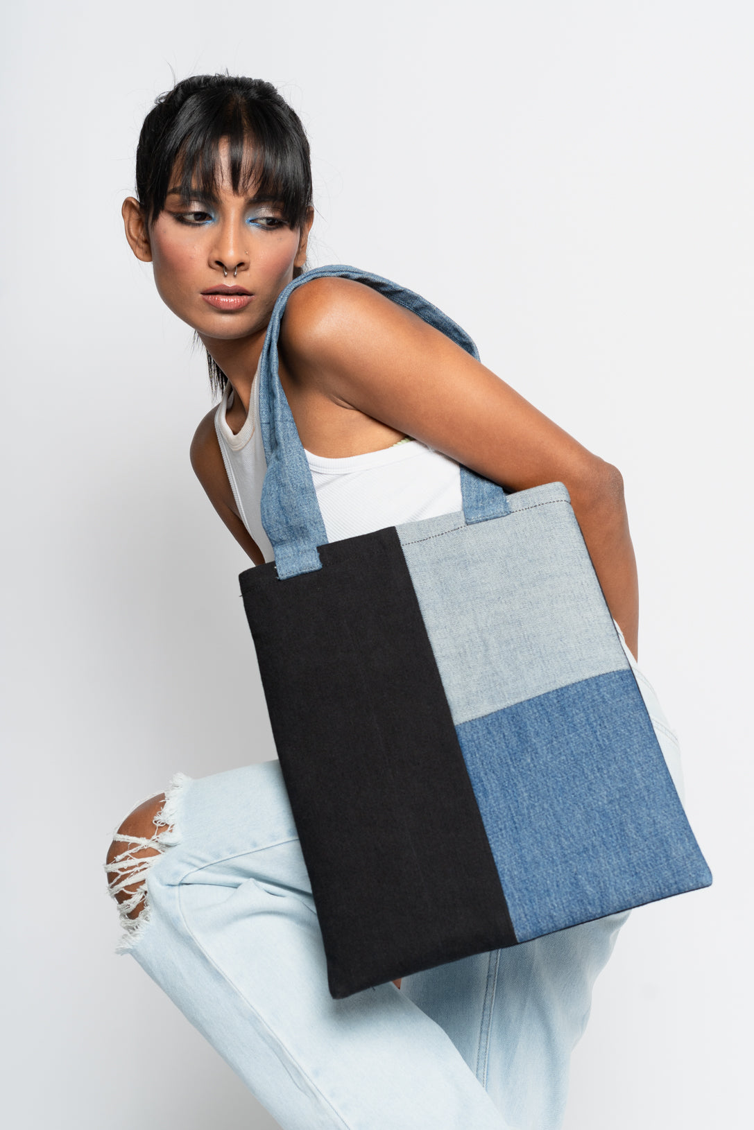 VERTICAL PATCHED TOTE BAG
