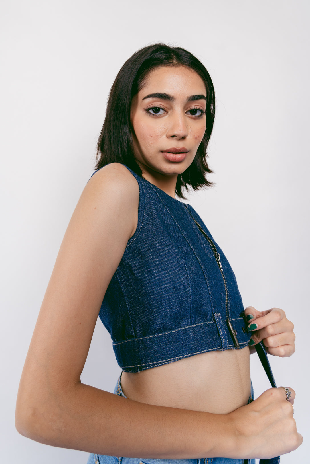 BELTED CROP TOP