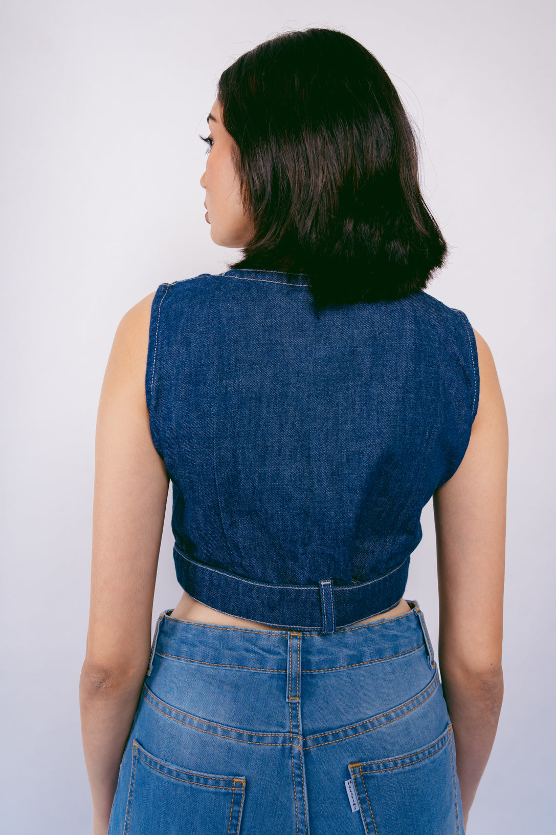 BELTED CROP TOP