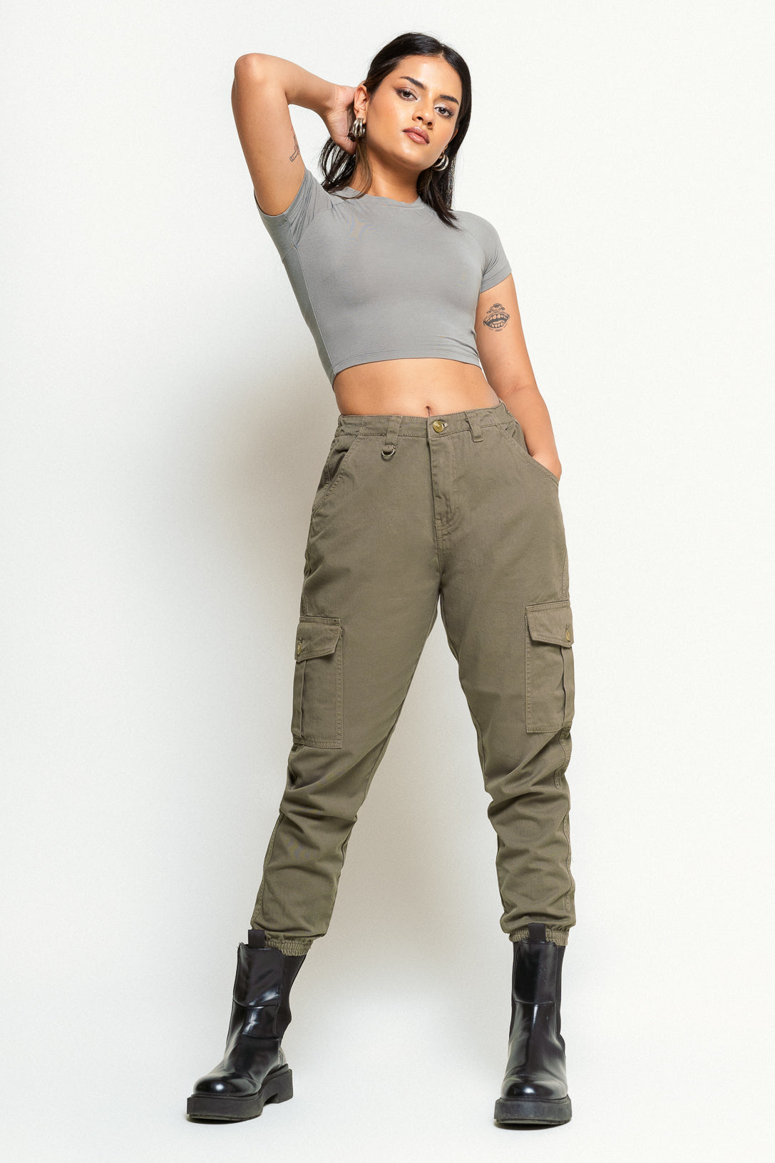 Women Solid Olive Green Linen Cargo Pant