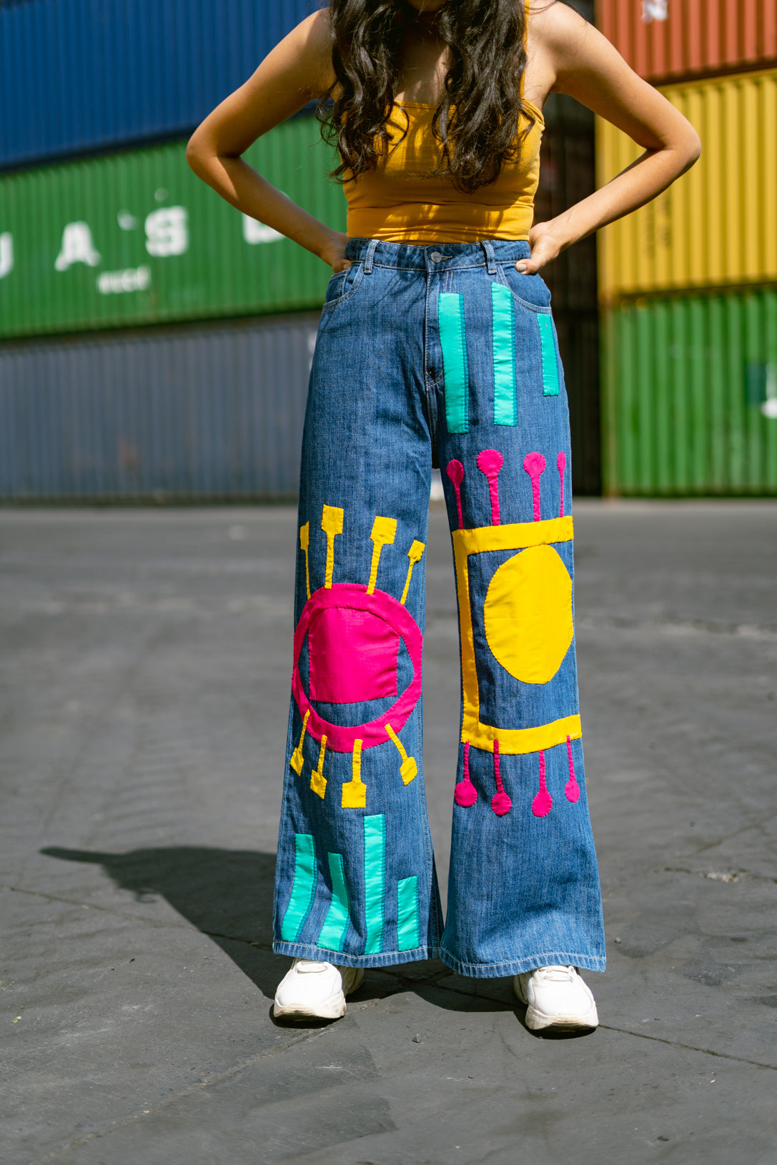 Eyes open flare jeans