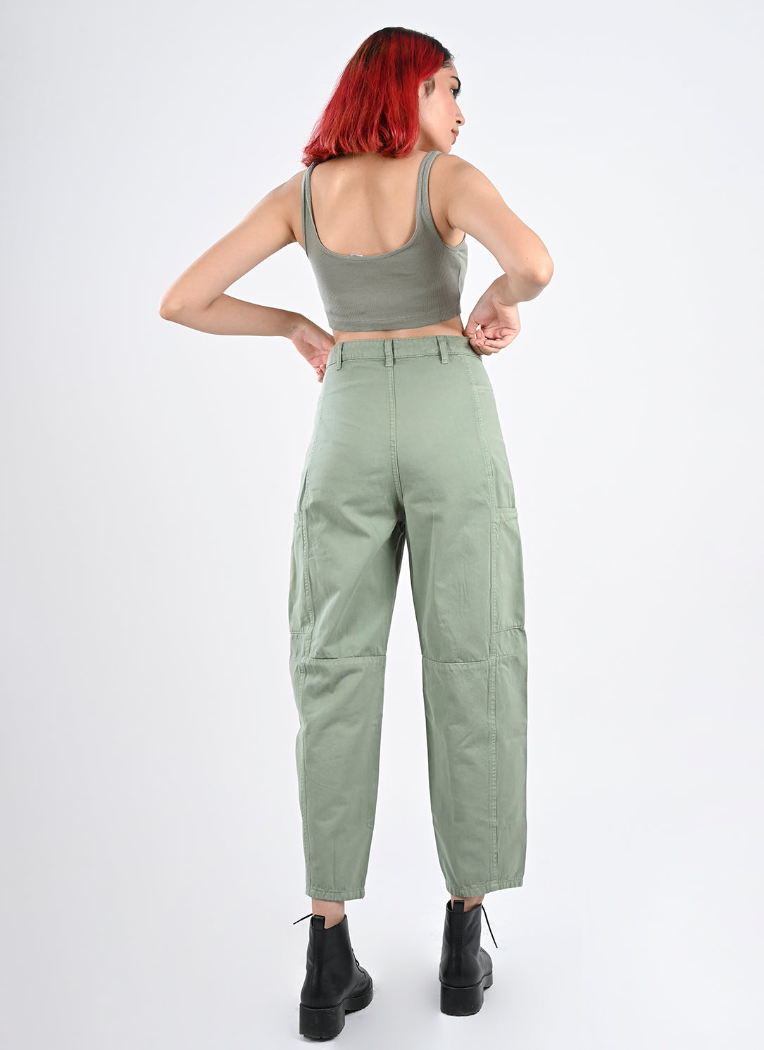 OLIVE BAGGY JEANS WITH POCKETS