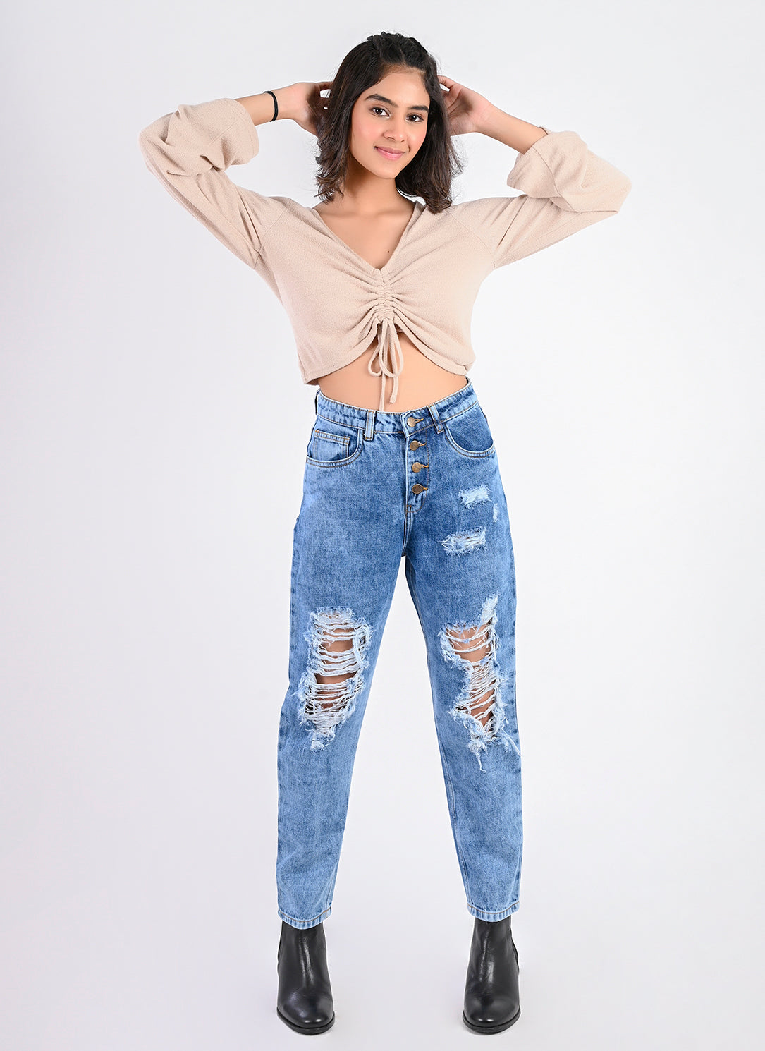 VINTAGE BLUE RIPPED CARROT JEANS