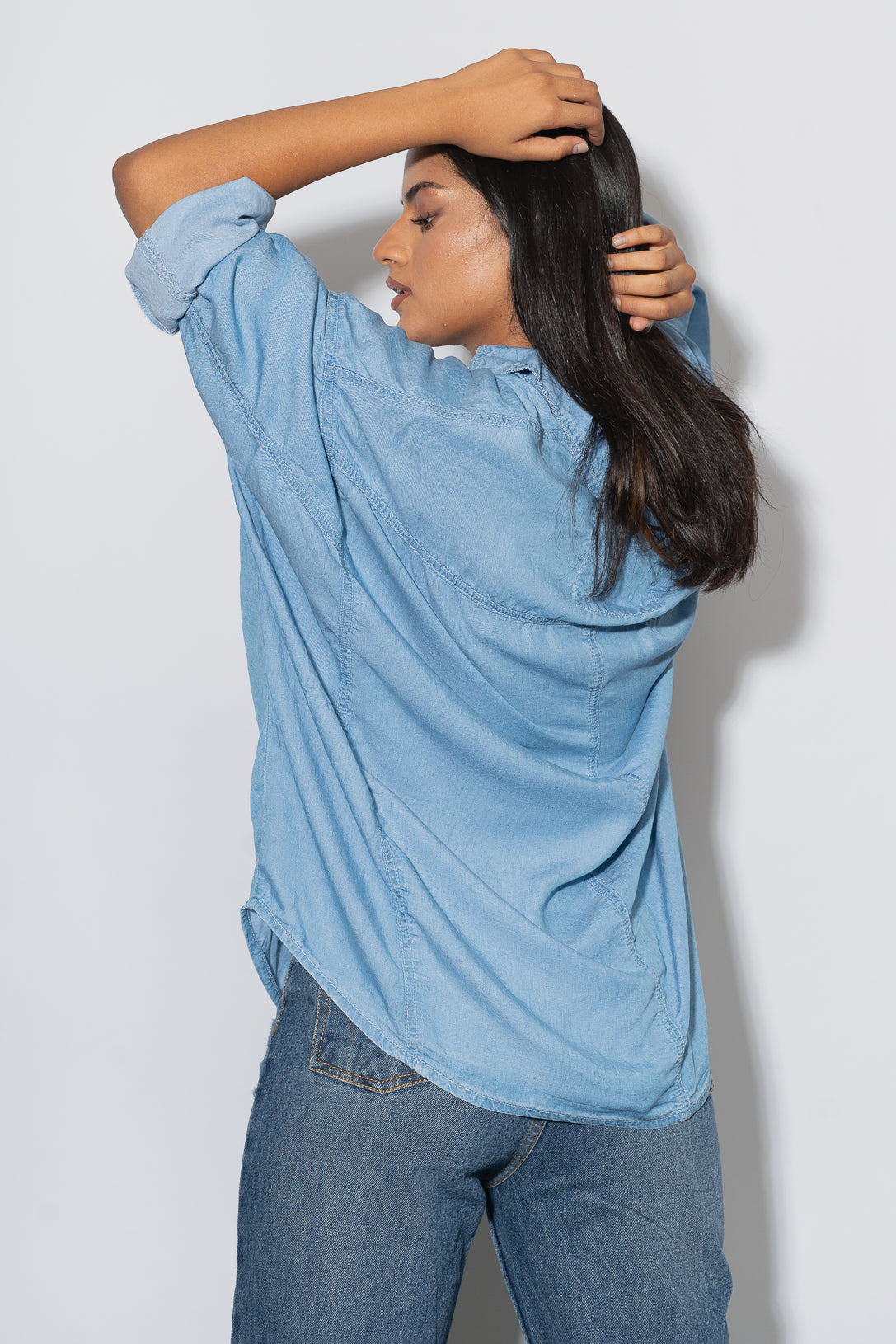 MID BLUE BOYFRIEND SHIRT