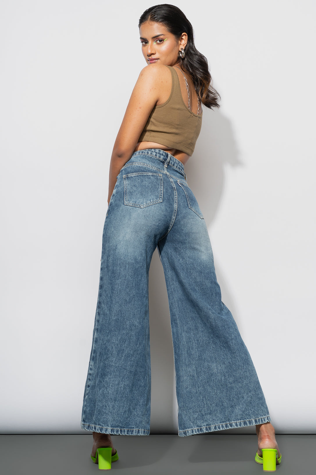 STONE FLARE JEANS