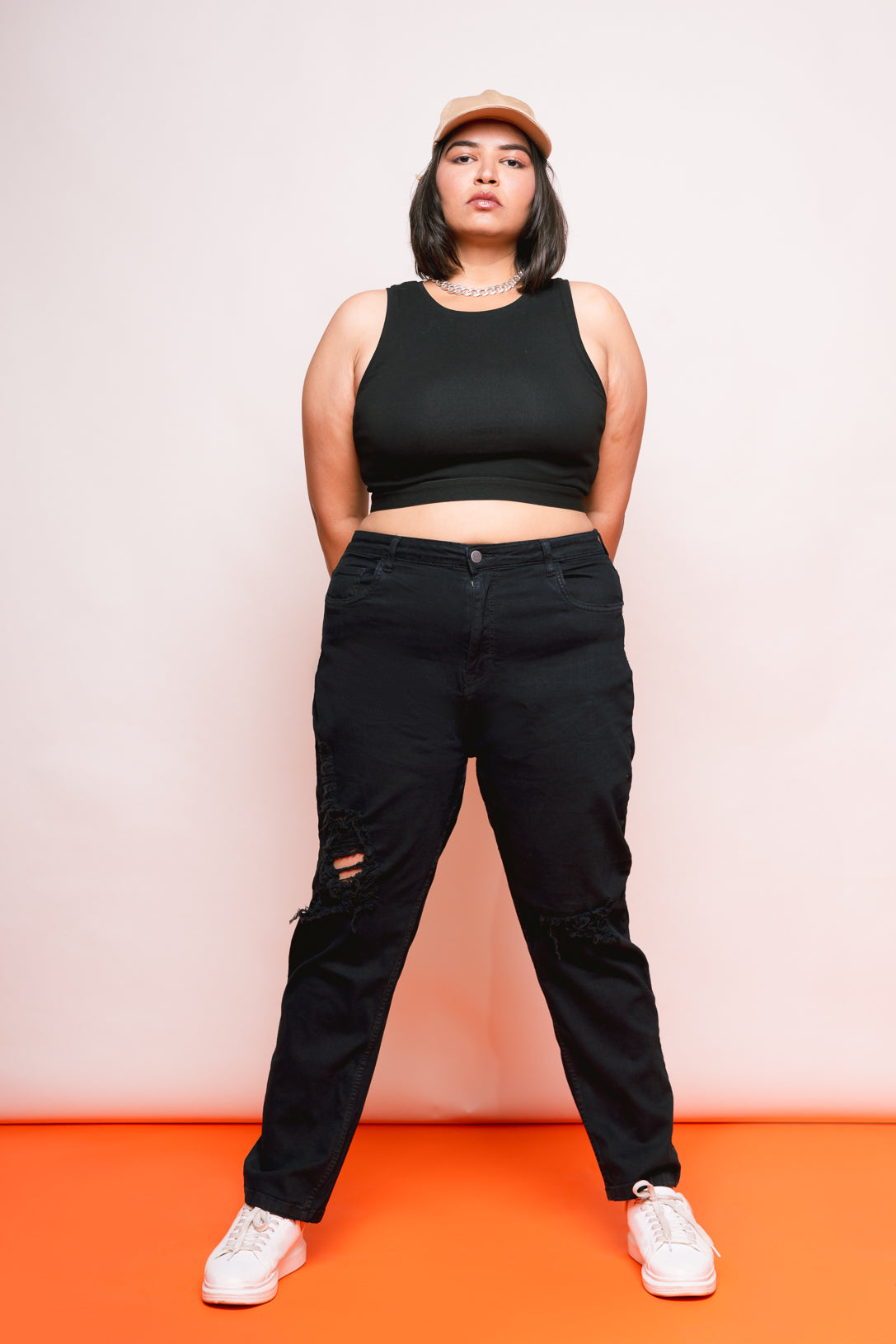 Distressed black boyfriend jeans