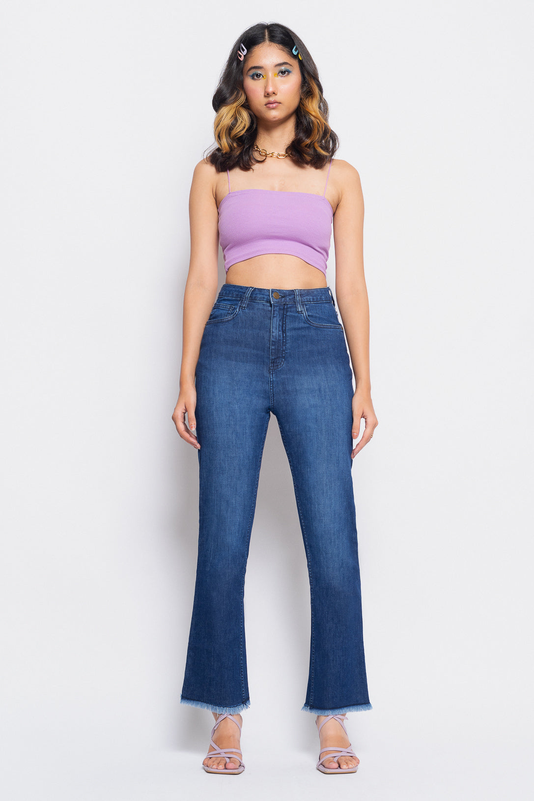 MID BLUE FRAYED BOOTCUT JEANS