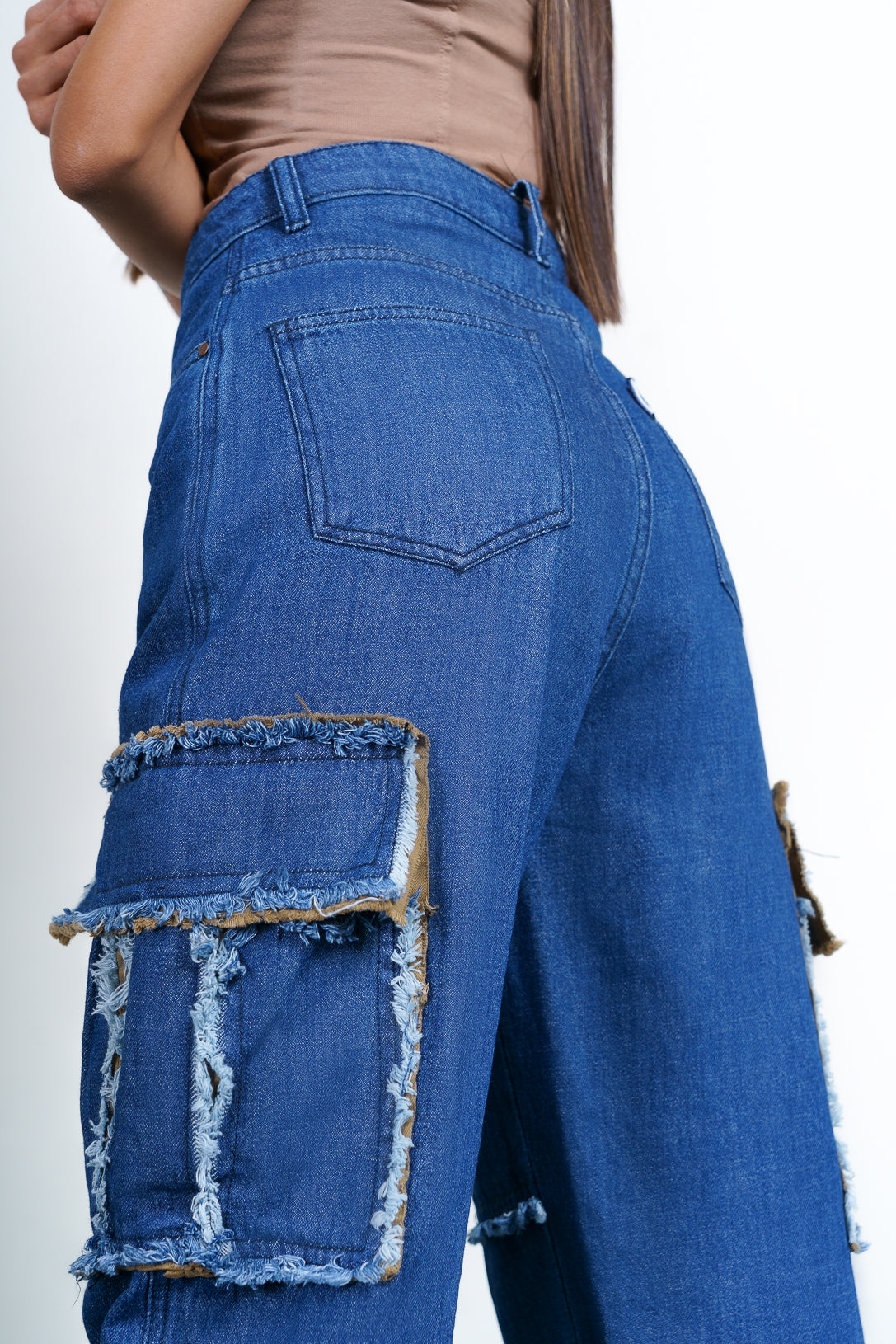 Baggy frayed patch pocket Jeans